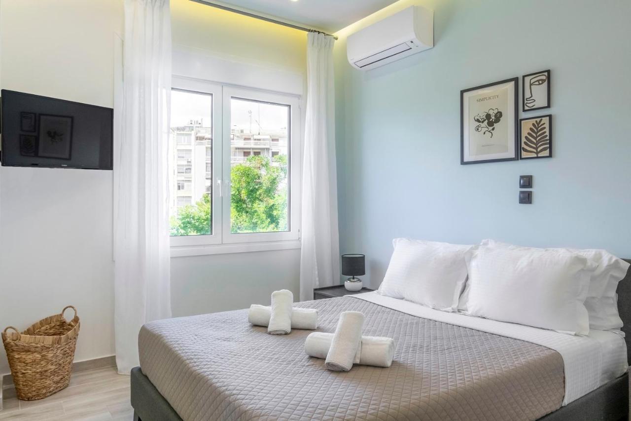 Central 2Br Apartment In The Heart Of Атина Екстериор снимка